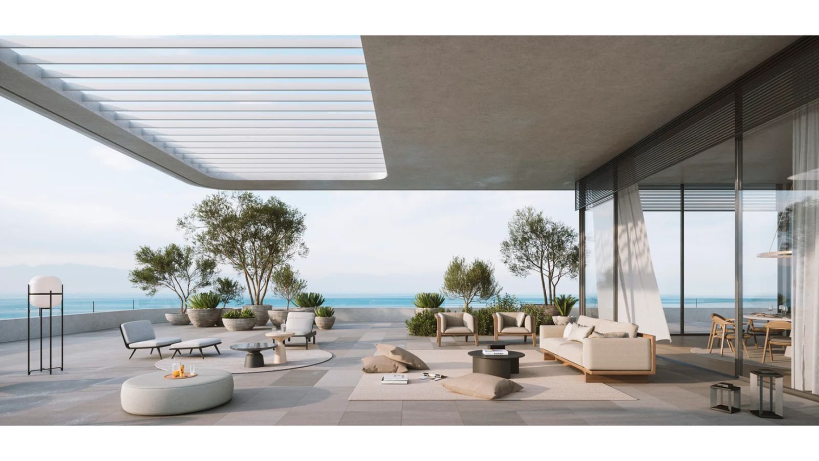 Luxe terras met uitzicht op de oceaan in One Estepona